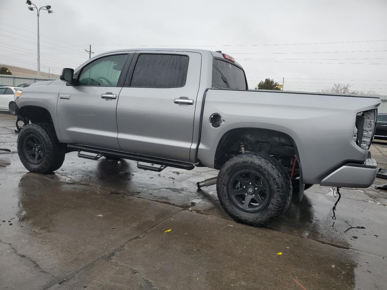 2020 Toyota Tundra VIN 5TFAY5F12LX925661 Copart auction photo, front end / rear end damage thumbnail 2