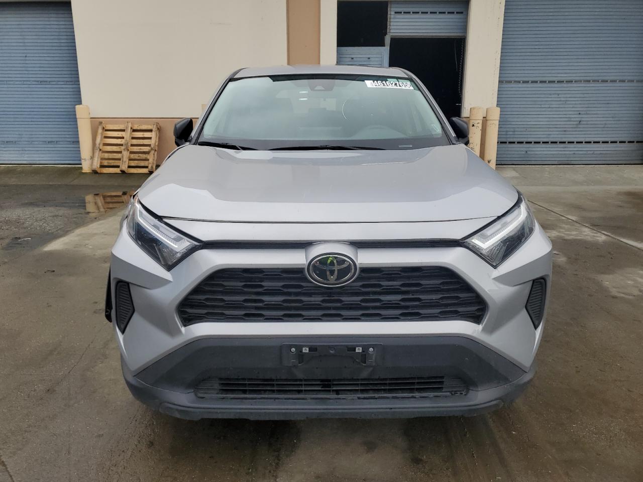 2024 Toyota RAV 4 VIN 2T3F1RFV1RW409597 Copart auction photo, side / undercarriage damage thumbnail 5