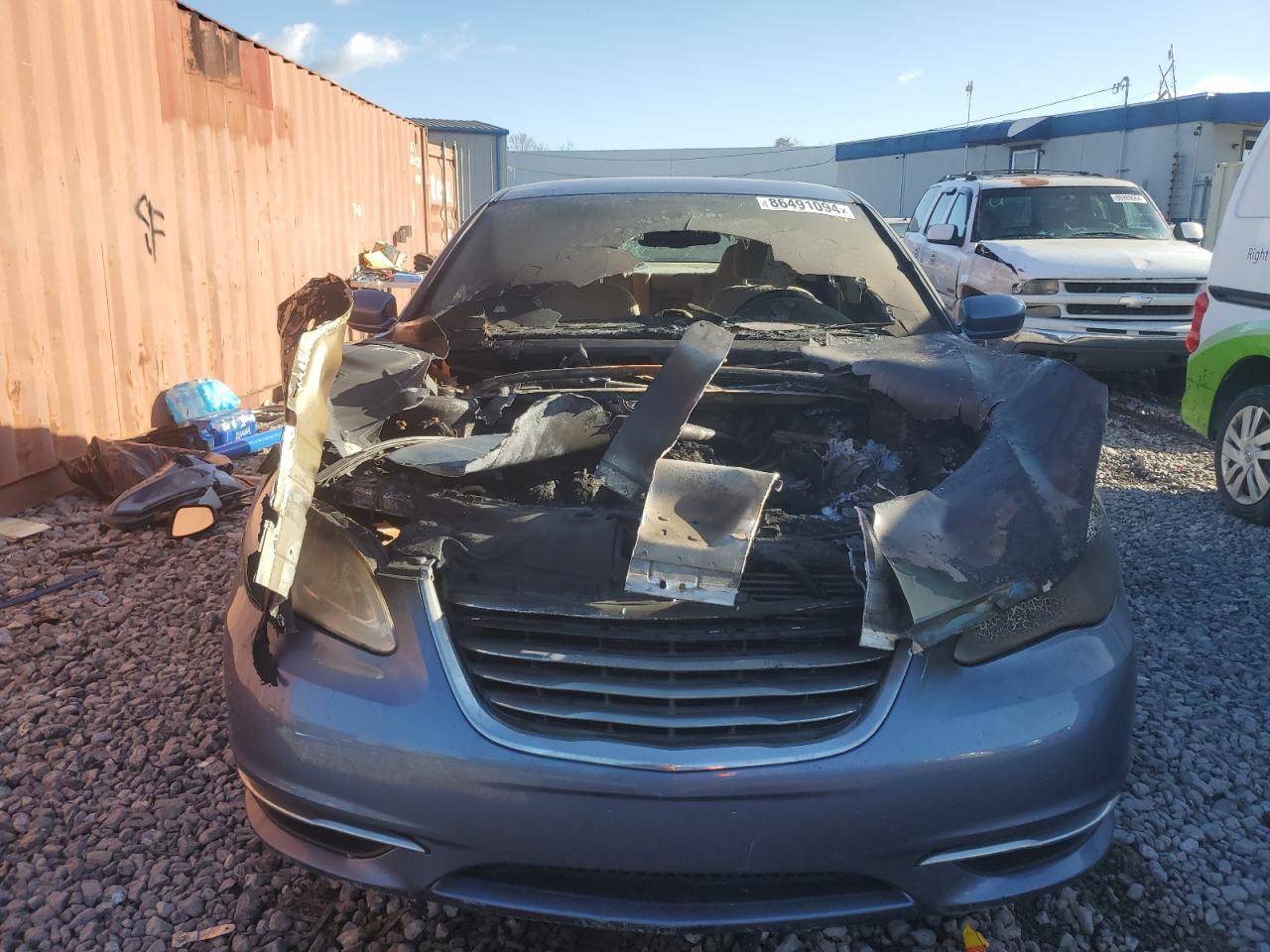 2011 Chrysler 200 VIN 1C3BC1FB0BN533118 Copart auction photo, burn damage thumbnail 5