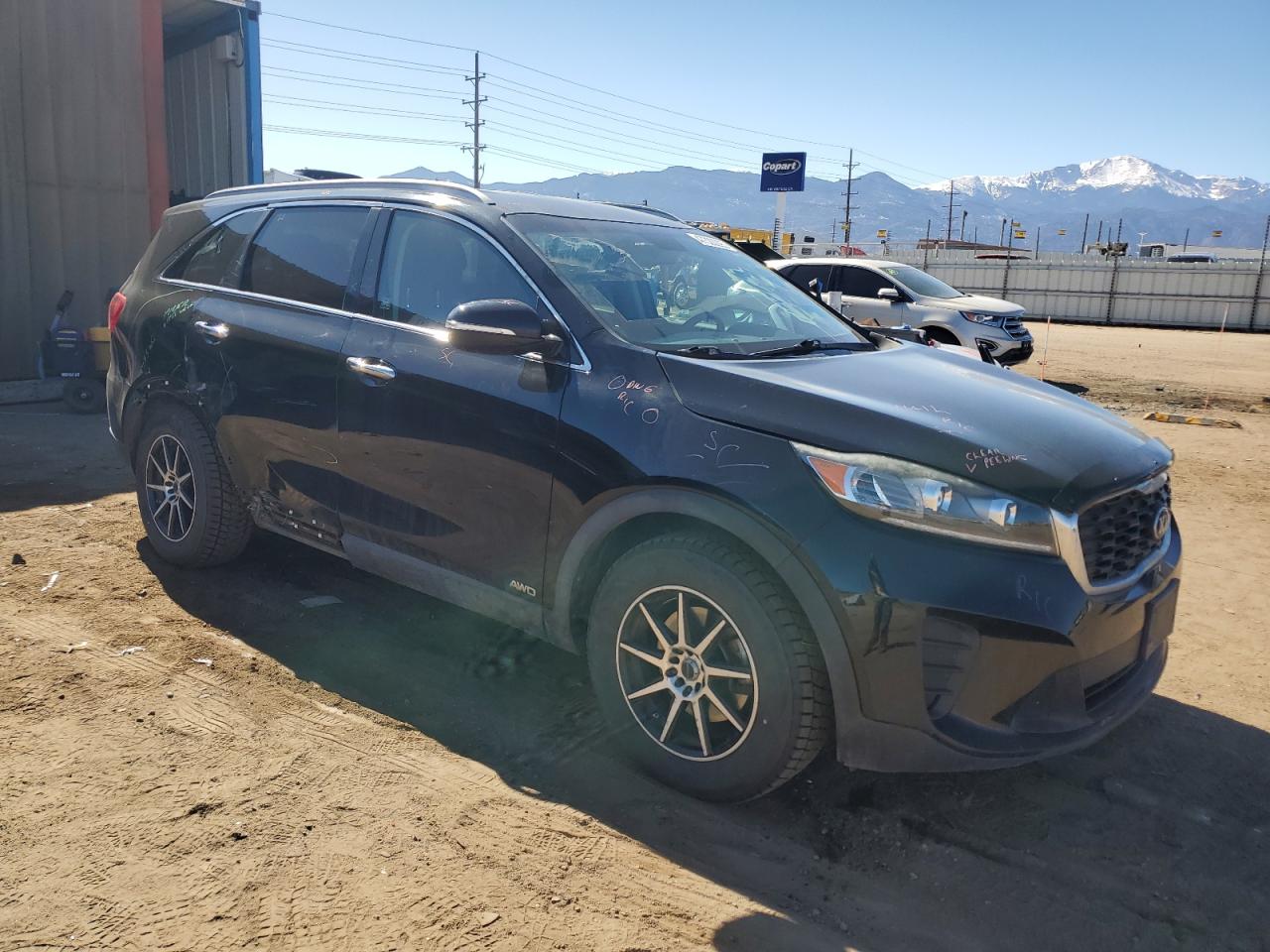 2019 KIA Sorento VIN 5XYPGDA58KG450617 Copart auction photo, side / hail damage thumbnail 4
