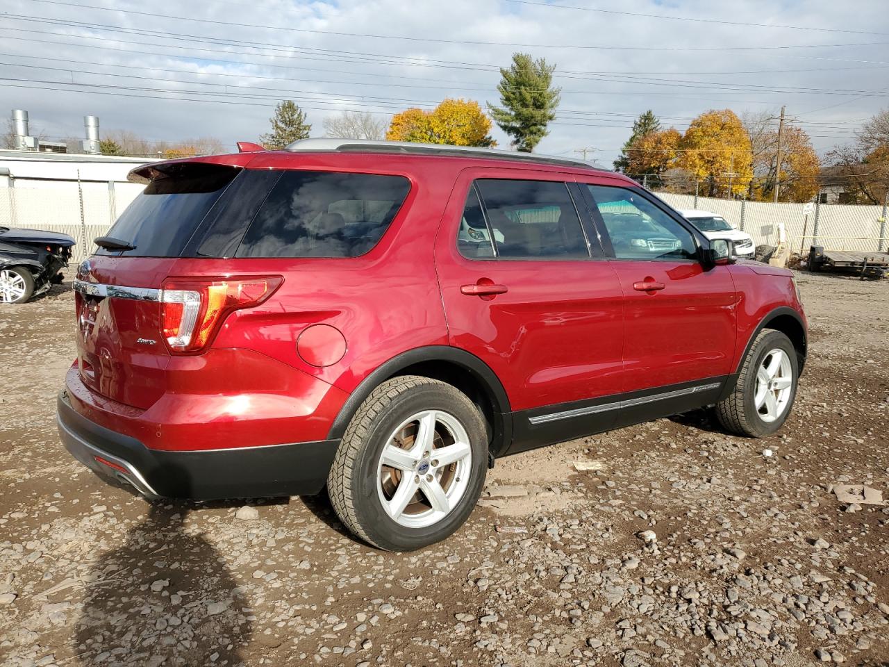 2017 Ford Explorer VIN 1FM5K8D87HGA31212 Copart auction photo, side damage thumbnail 3