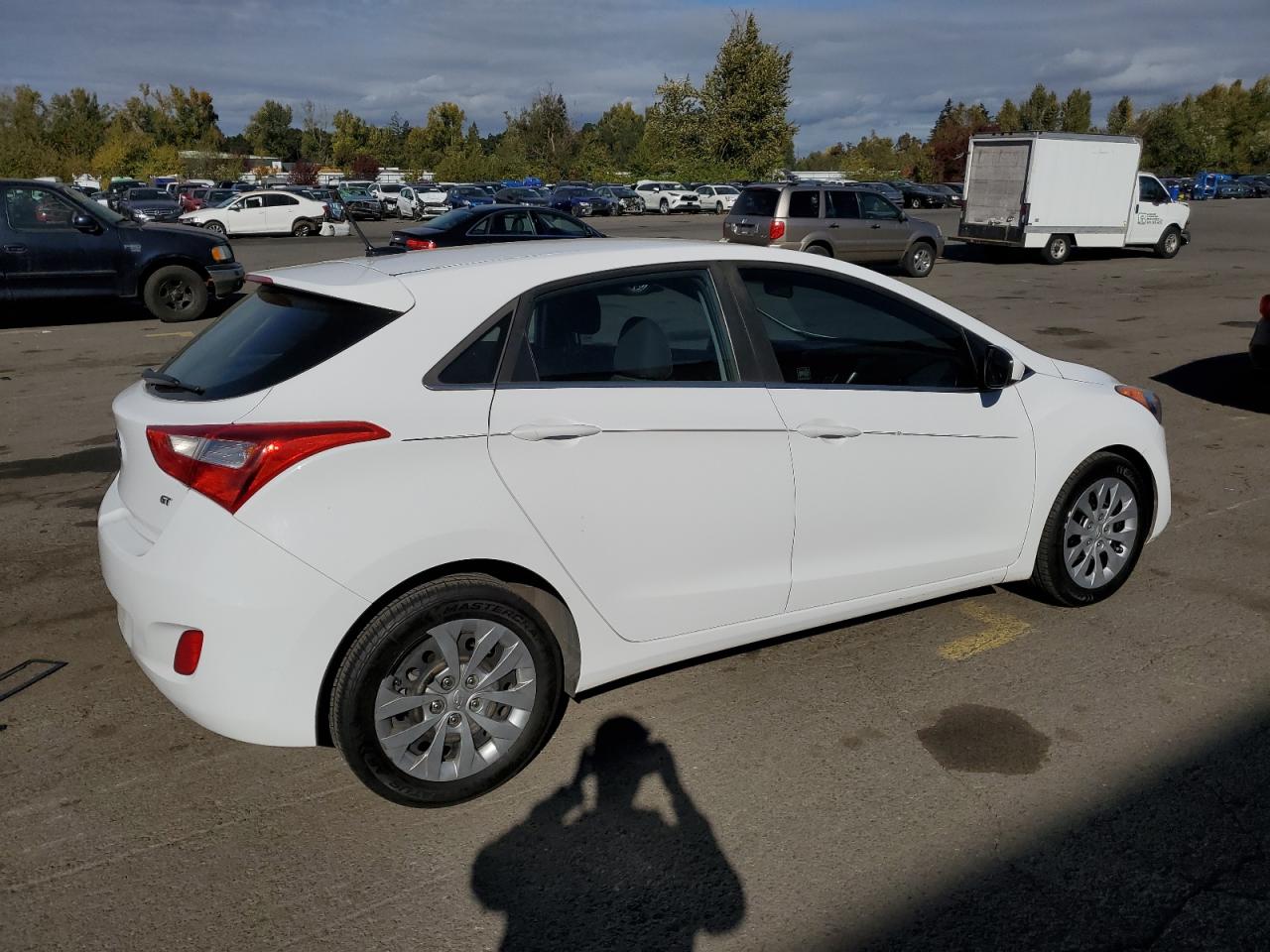 2017 Hyundai Elantra VIN KMHD35LH5HU364793 Copart auction photo, side / front end damage thumbnail 3