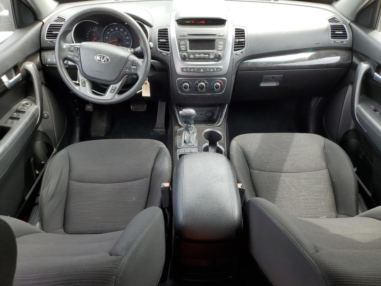 2015 KIA Sorento VIN 5XYKT3A61FG650916 Copart auction photo, normal wear damage thumbnail 8
