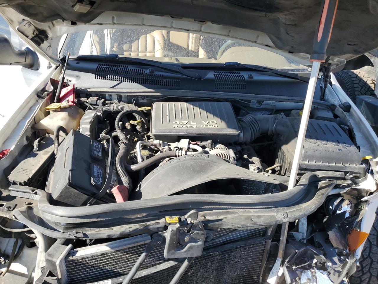 2000 Jeep Grand Cherokee VIN 1J4GW58N6YC102613 Copart auction photo, front end damage thumbnail 12