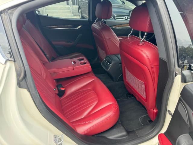 2019 Maserati Ghibli VIN ZAM57YSAXK1318416 Copart auction photo, missing/altered vin damage thumbnail 11