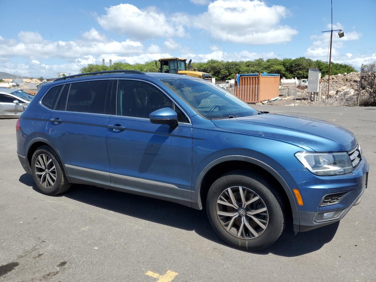 2018 Volkswagen Tiguan VIN 3VV3B7AX3JM021372 Copart auction photo, rear end / side damage thumbnail 4
