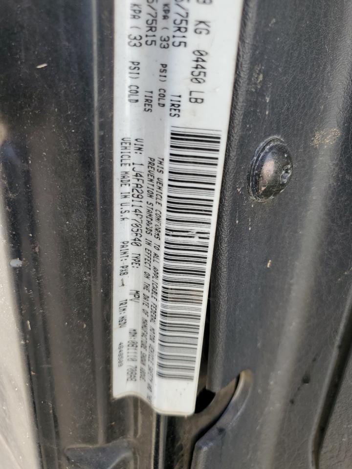 2004 Jeep Wrangler VIN 1J4FA29114P705640 Copart auction photo, front end damage thumbnail 14