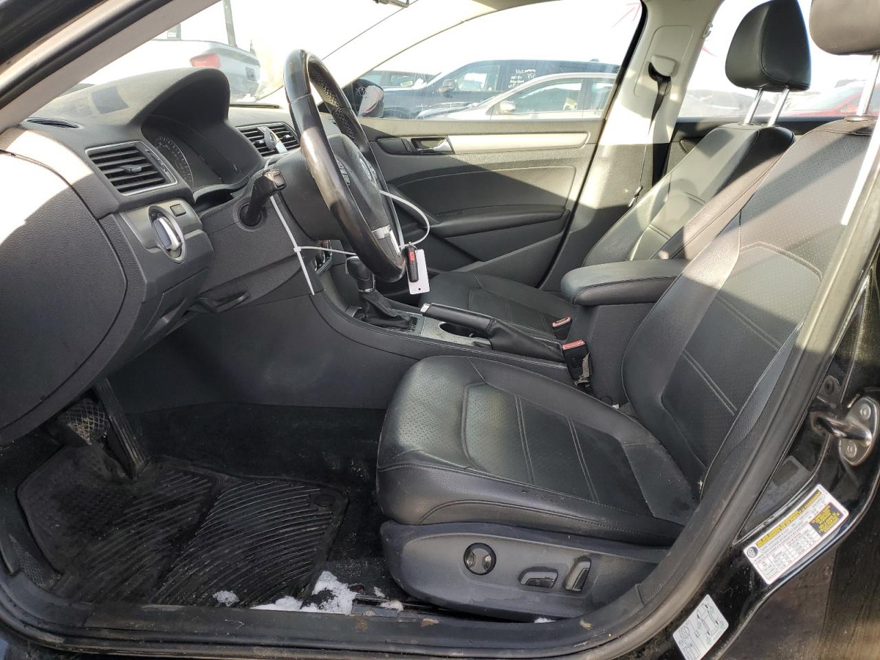 2014 Volkswagen Passat VIN 1VWBP7A31EC020928 Copart auction photo, front end damage thumbnail 7