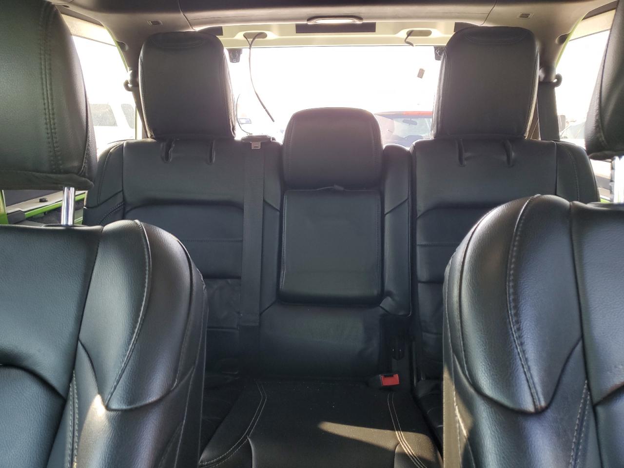 2019 Jeep Wrangler VIN 1C4HJXEG5KW555248 Copart auction photo, rear end / minor dent/scratches damage thumbnail 10