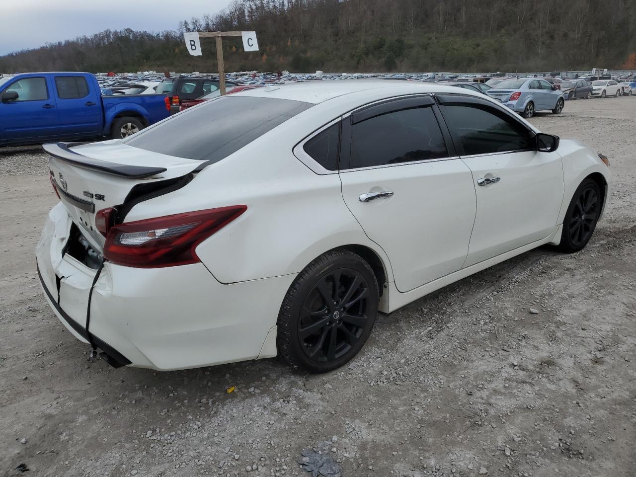 2018 Nissan Altima VIN 1N4AL3AP5JC252874 Copart auction photo, rear end damage thumbnail 3