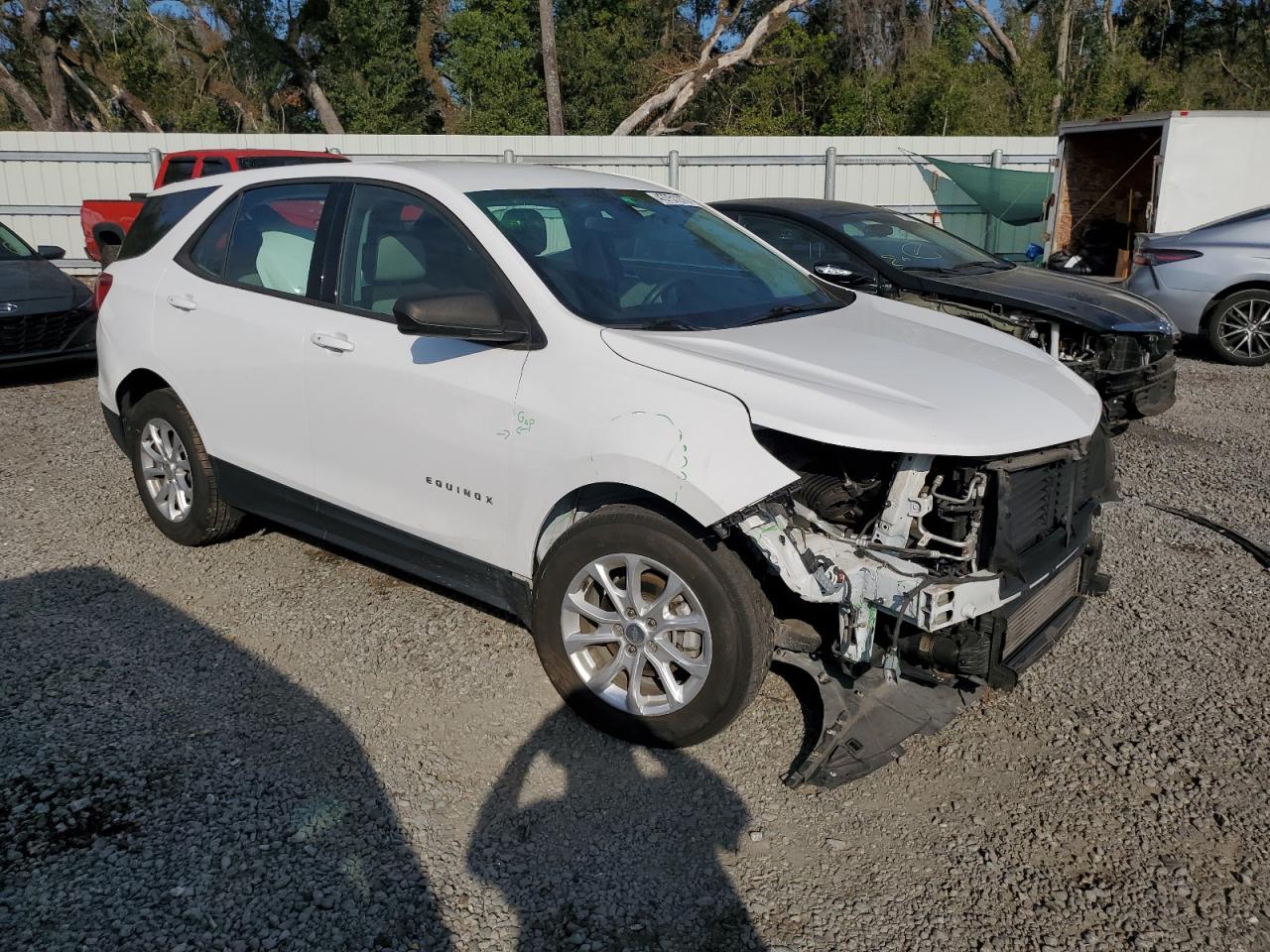 2018 Chevrolet Equinox VIN 3GNAXHEV2JL390534 Copart auction photo, front end damage thumbnail 4