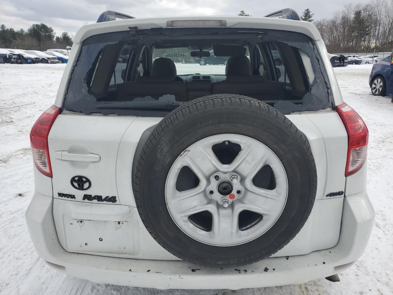 2007 Toyota RAV 4 VIN JTMBK31V875014241 Copart auction photo, vandalism damage thumbnail 6
