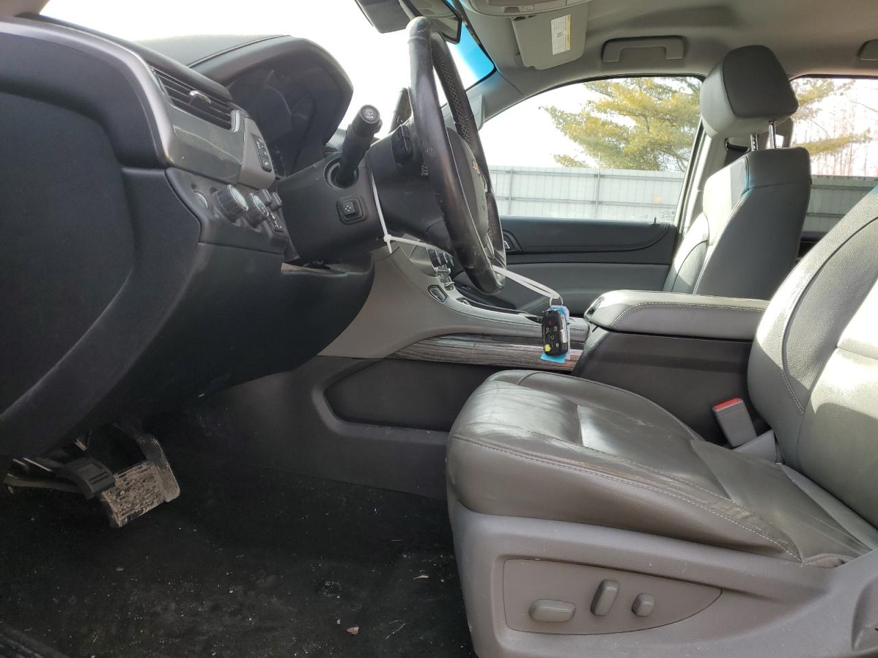 2018 Chevrolet Suburban VIN 1GNSKHKC5JR129171 Copart auction photo, rear end / side damage thumbnail 7