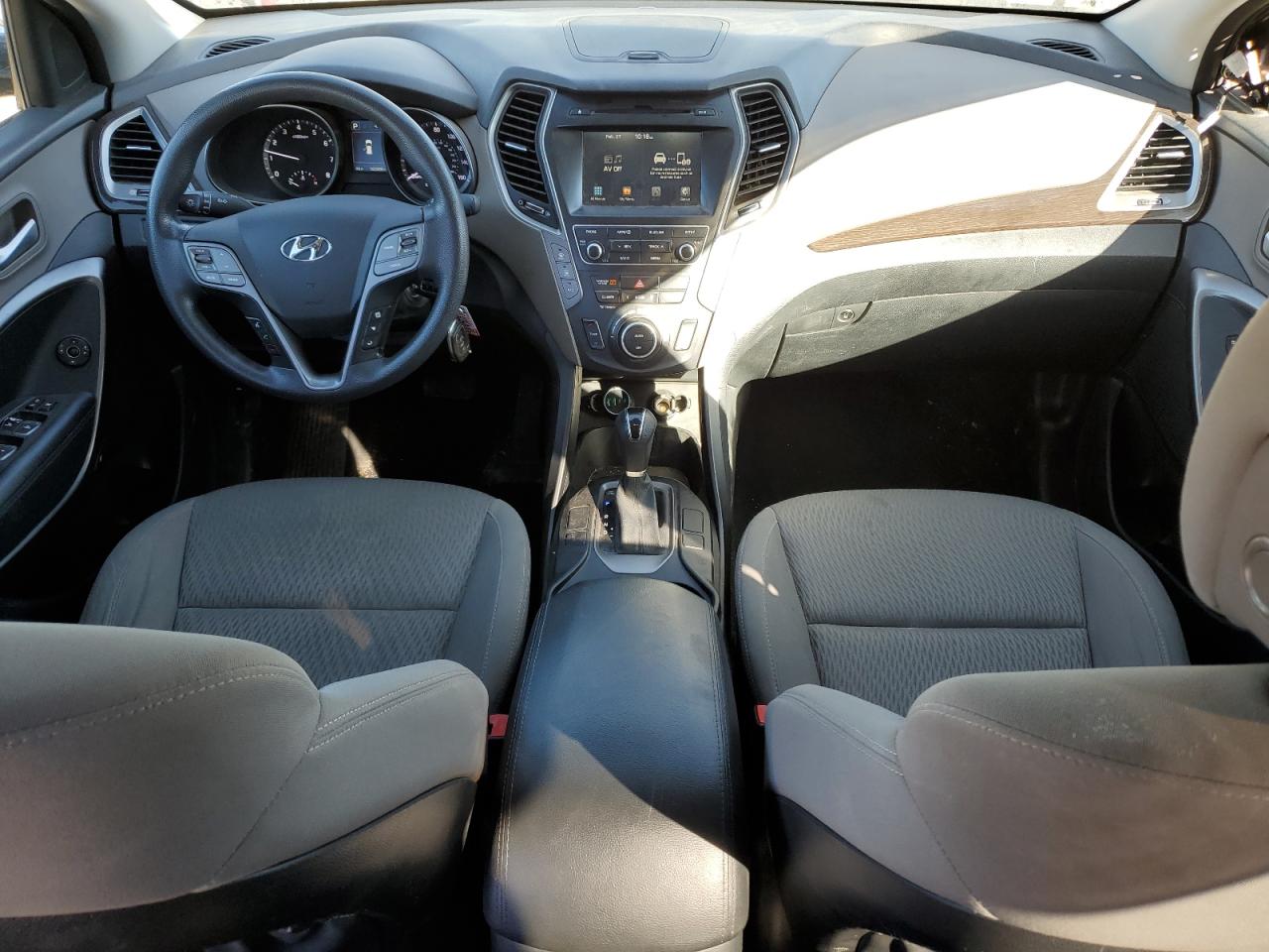2017 Hyundai Santa Fe VIN KM8SMDHF4HU188017 Copart auction photo, front end / side damage thumbnail 8