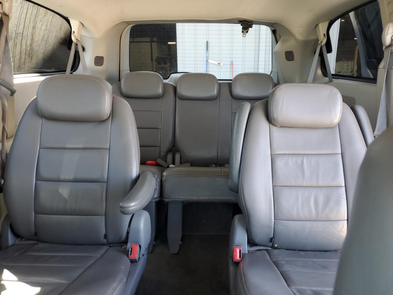 2010 Chrysler Town & Country VIN 2A4RR5D18AR359482 Copart auction photo, front end damage thumbnail 10