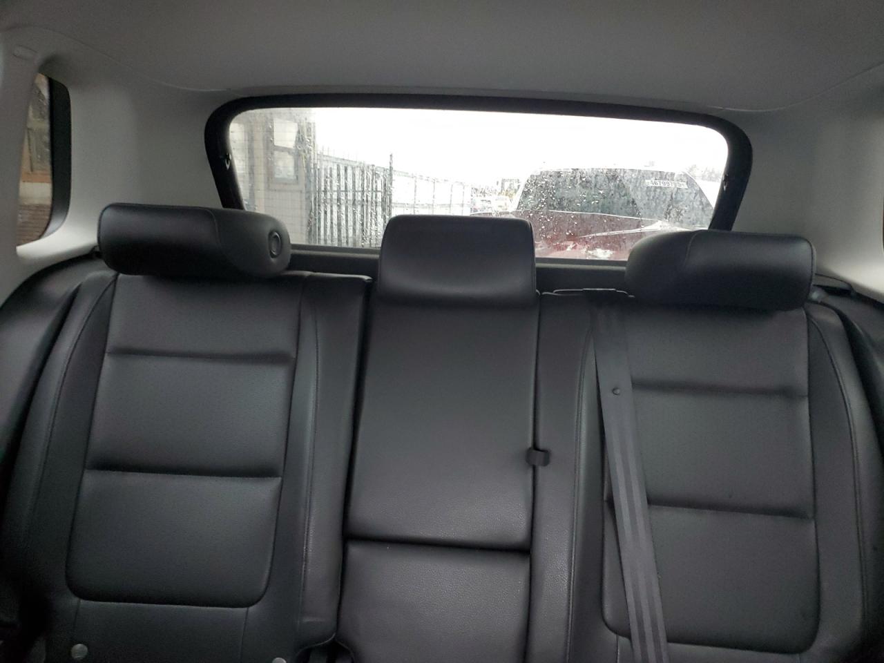 2016 Volkswagen Tiguan VIN WVGBV7AX4GW539982 Copart auction photo, front end / side damage thumbnail 10