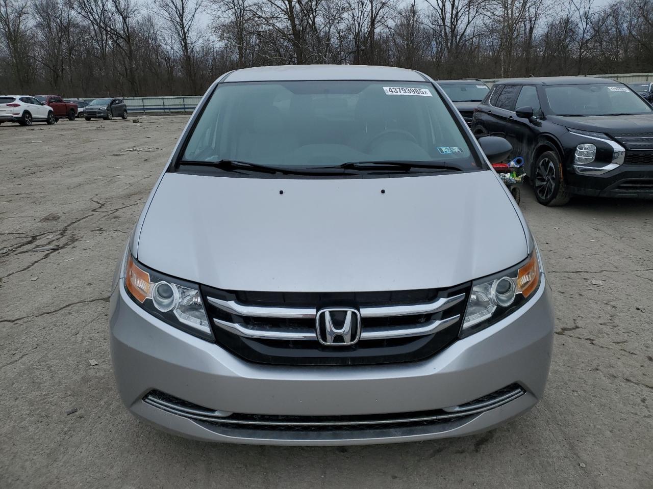 2014 Honda Odyssey VIN 5FNRL5H22EB047900 Copart auction photo, side / rear end damage thumbnail 5