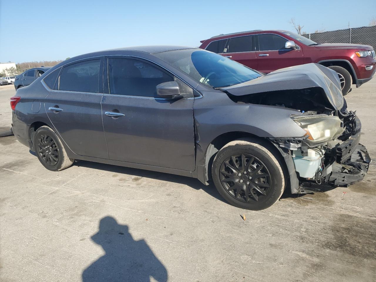2016 Nissan Sentra VIN 3N1AB7AP7GL642377 Copart auction photo, front end damage thumbnail 4
