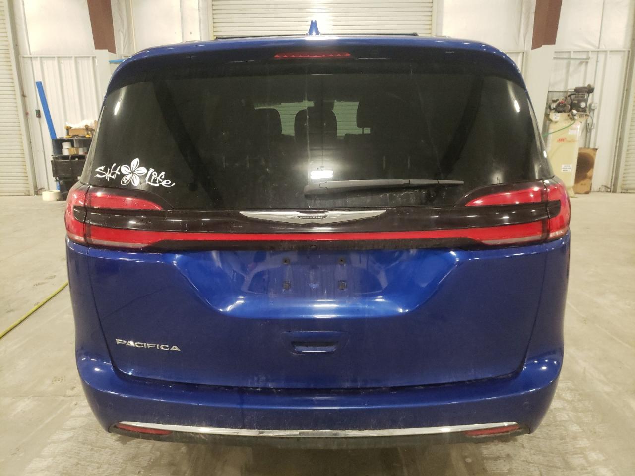 2021 Chrysler Pacifica VIN 2C4RC1BG4MR527694 Copart auction photo, front end / all over damage thumbnail 6
