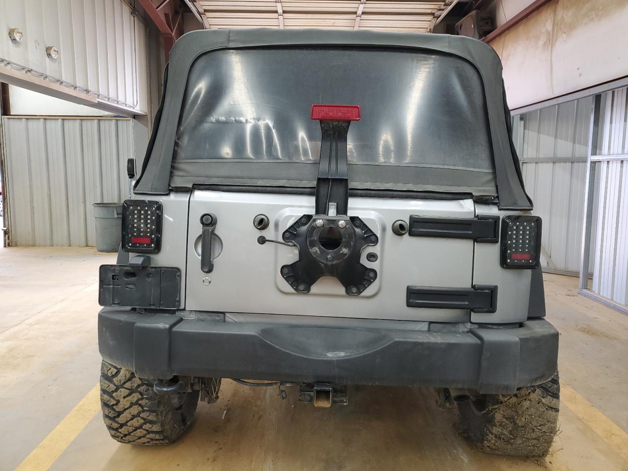 2017 Jeep Wrangler VIN 1C4BJWDGXHL547447 Copart auction photo, all over / undercarriage damage thumbnail 6