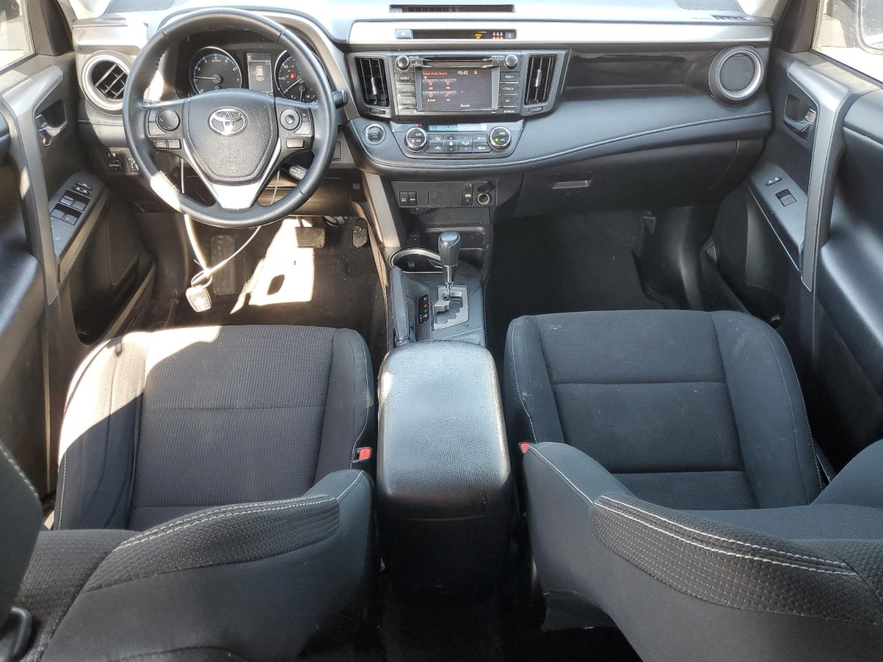2018 Toyota RAV 4 VIN 2T3WFREVXJW461897 Copart auction photo, rear end damage thumbnail 8