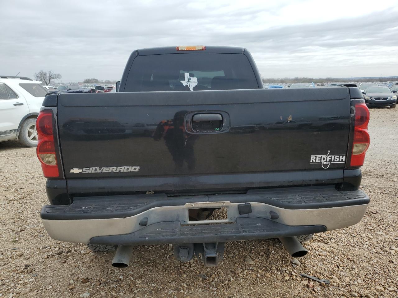2006 Chevrolet Silverado VIN 1GCHC23U26F260443 Copart auction photo, side / minor dent/scratches damage thumbnail 6