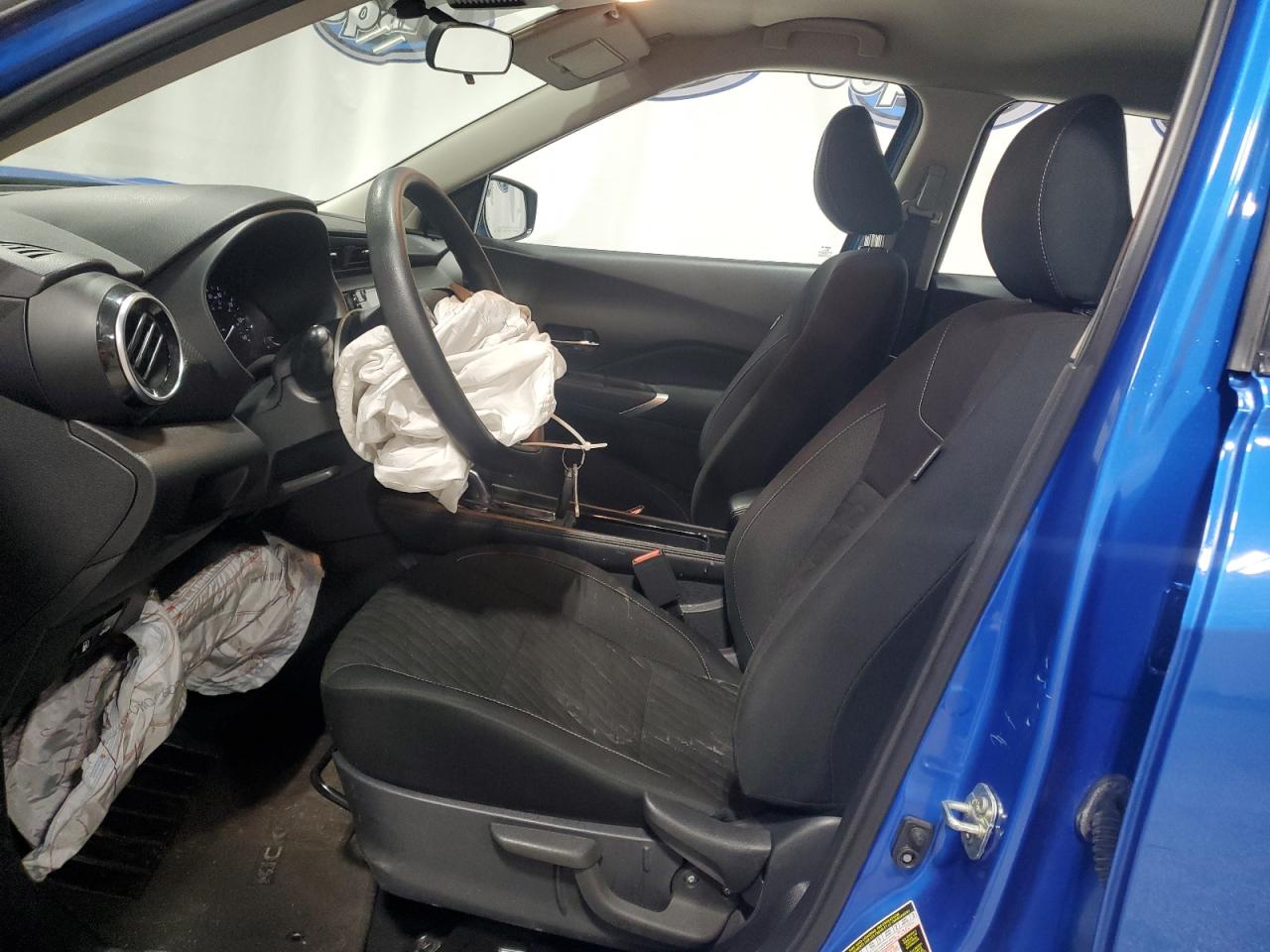 2021 Nissan Kicks VIN 3N1CP5CV7ML479140 Copart auction photo, front end damage thumbnail 7