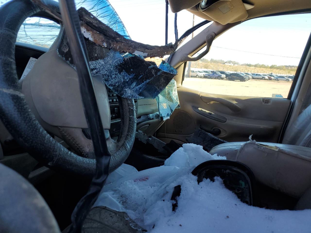 1999 Ford Expedition VIN 1FMPU18L4XLB38135 Copart auction photo, all over / undercarriage damage thumbnail 7