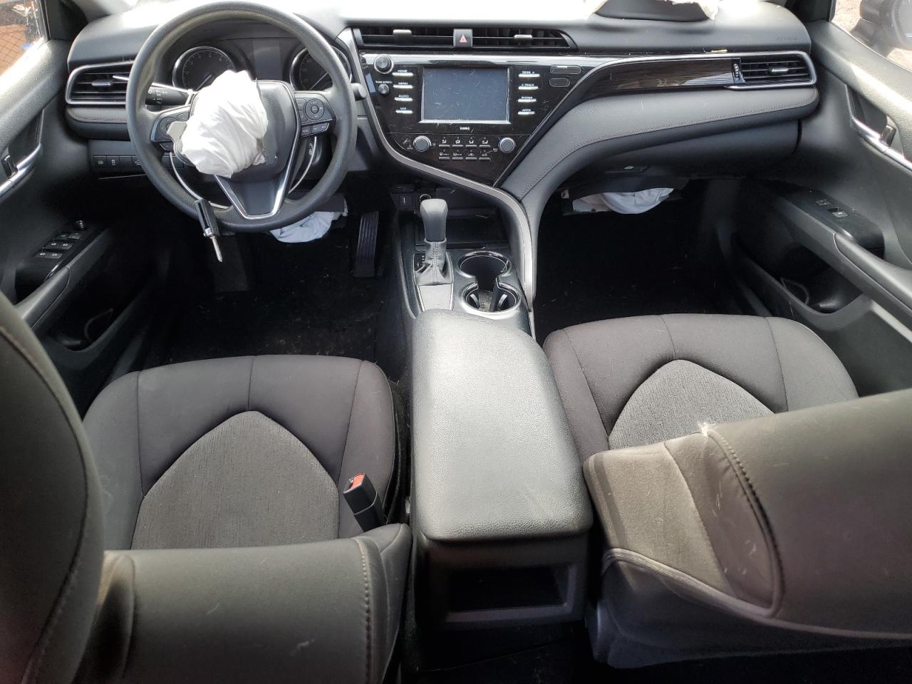 2020 Toyota Camry VIN 4T1C11AK2LU973034 Copart auction photo, front end damage thumbnail 8