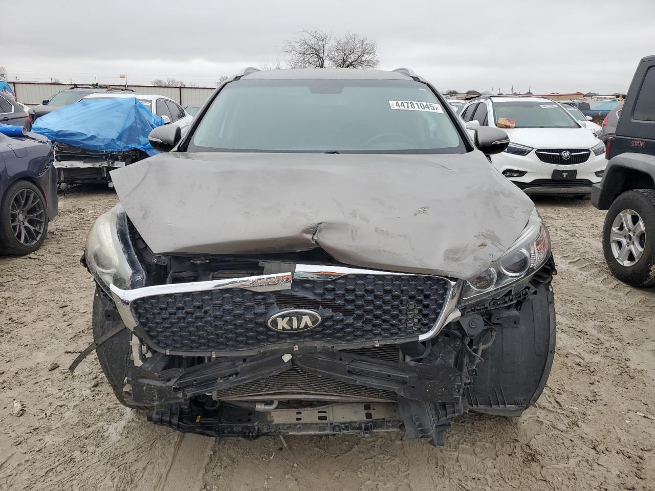 2016 KIA Sorento VIN 5XYPG4A34GG076108 Copart auction photo, front end / minor dent/scratches damage thumbnail 5