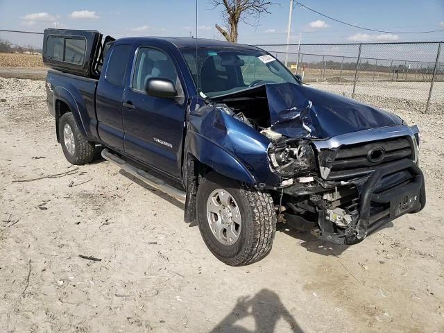 2008 Toyota Tacoma VIN 5TEUU42N28Z552861 Copart auction photo, front end / side damage thumbnail 11