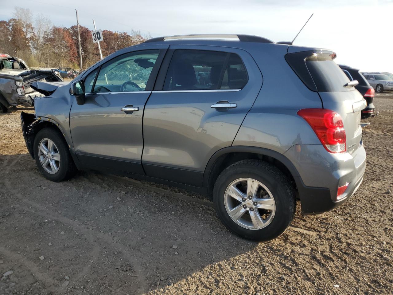 2019 Chevrolet Trax VIN KL7CJPSB3KB928469 Copart auction photo, front end / side damage thumbnail 2