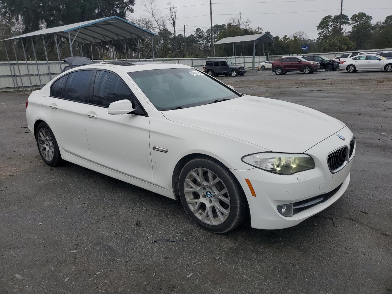 2012 BMW 5er VIN WBAXG5C51CDX05026 Copart auction photo, minor dent/scratches damage thumbnail 4