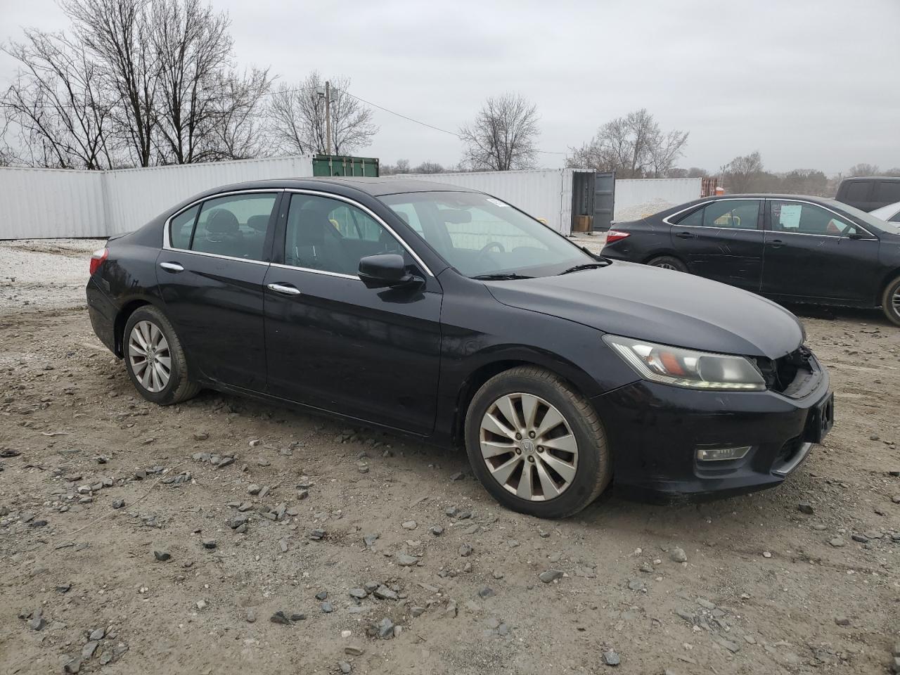 2013 Honda Accord VIN 1HGCR3F88DA044993 Copart auction photo, front end / minor dent/scratches damage thumbnail 4