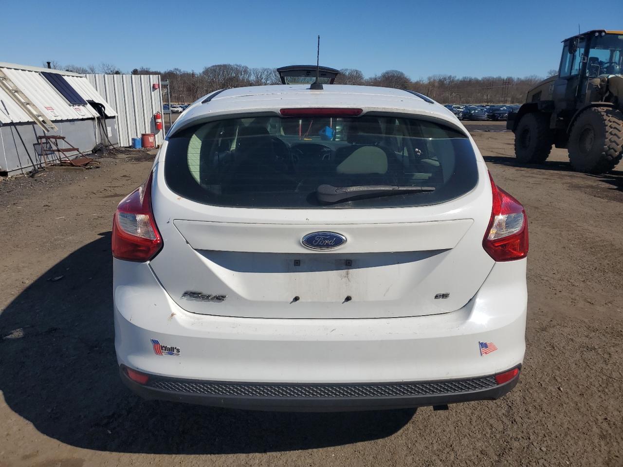 2014 Ford Focus VIN 1FADP3K20EL243056 Copart auction photo, side / front end damage thumbnail 6