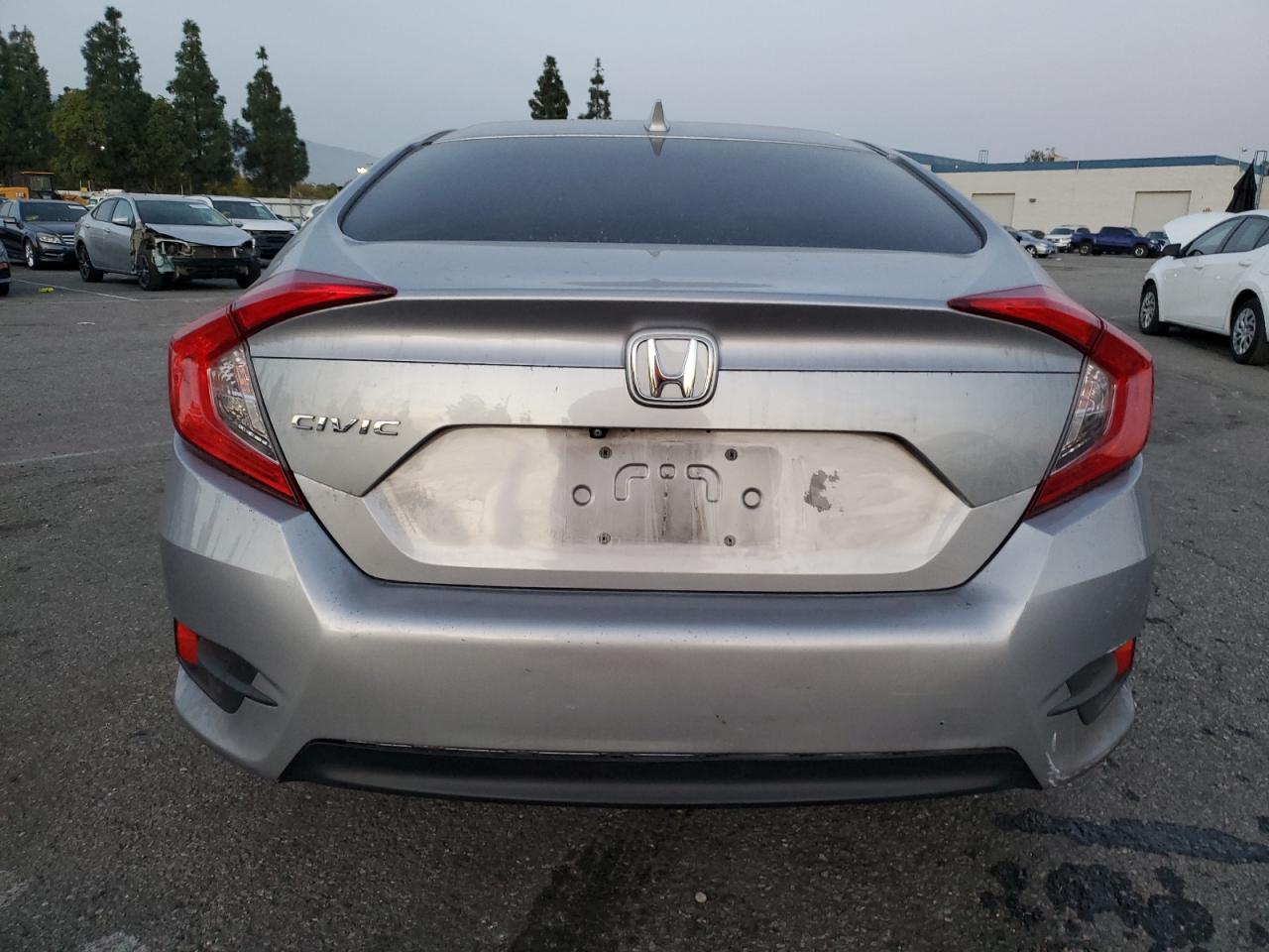2017 Honda Civic VIN 2HGFC2F77HH529780 Copart auction photo, front end / side damage thumbnail 6