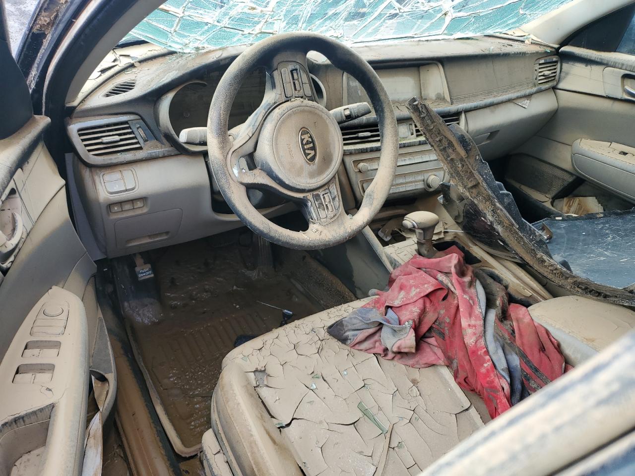 2018 KIA Optima VIN 5XXGT4L30JG248252 Copart auction photo, water/flood / mechanical damage thumbnail 8