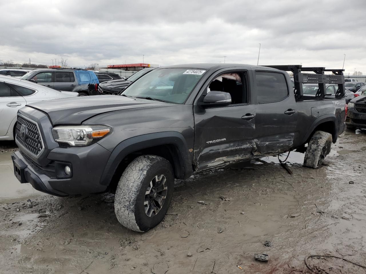 2018 Toyota Tacoma VIN 3TMDZ5BNXJM043370