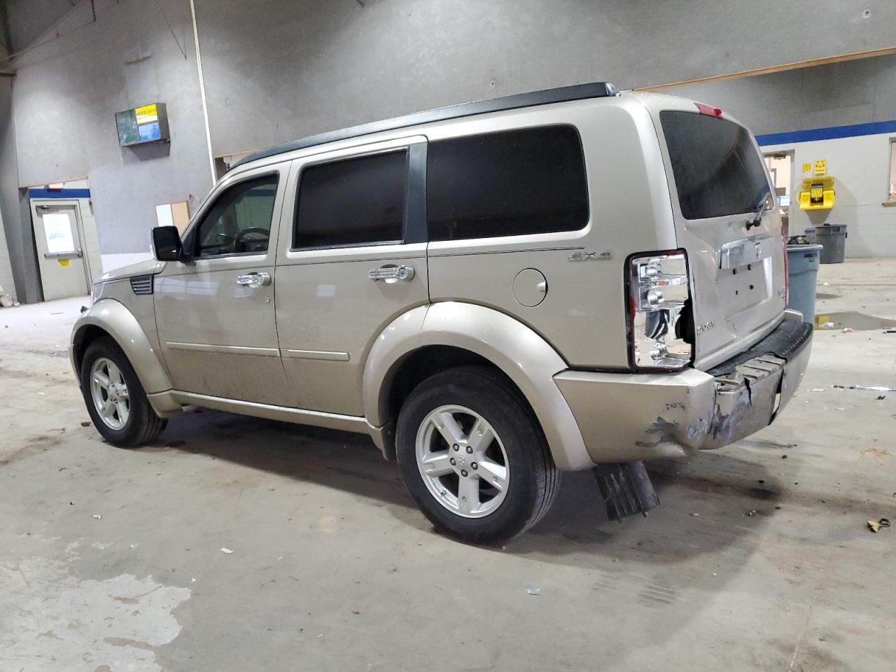 2010 Dodge Nitro VIN 1D4PU5GK2AW129723 Copart auction photo, rear end / all over damage thumbnail 2