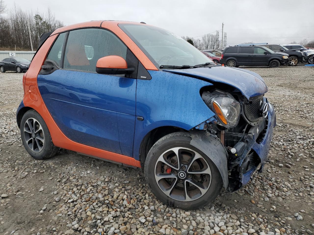 2017 Smart Fortwo VIN WMEFK5DA6HK173172 Copart auction photo, front end damage thumbnail 4