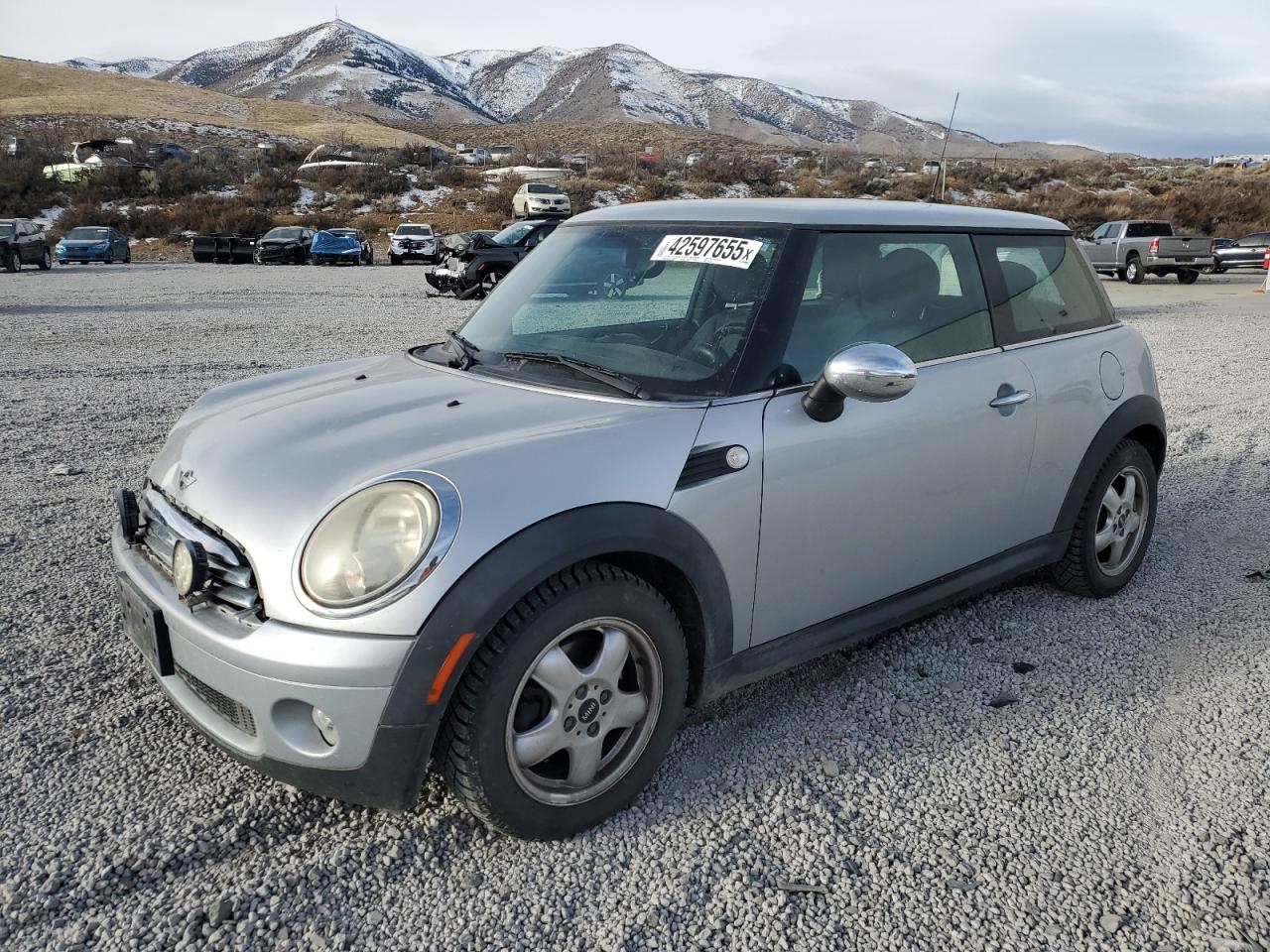 2010 MINI Cooper VIN WMWMF3C51ATU79132