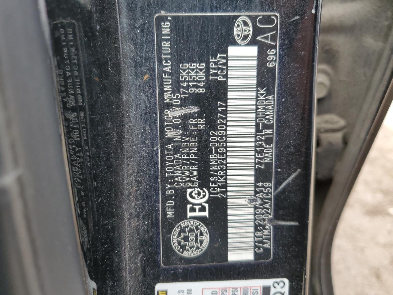 2005 Toyota Corolla VIN 2T1KR32E95C902717 Copart auction photo, rear end / front end damage thumbnail 12