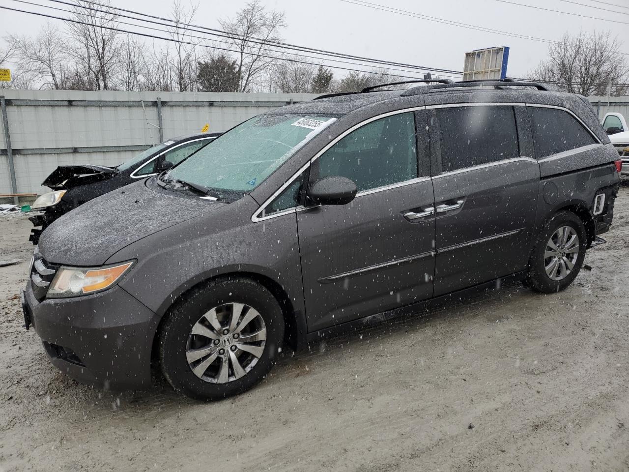 2015 Honda Odyssey VIN 5FNRL5H67FB096160