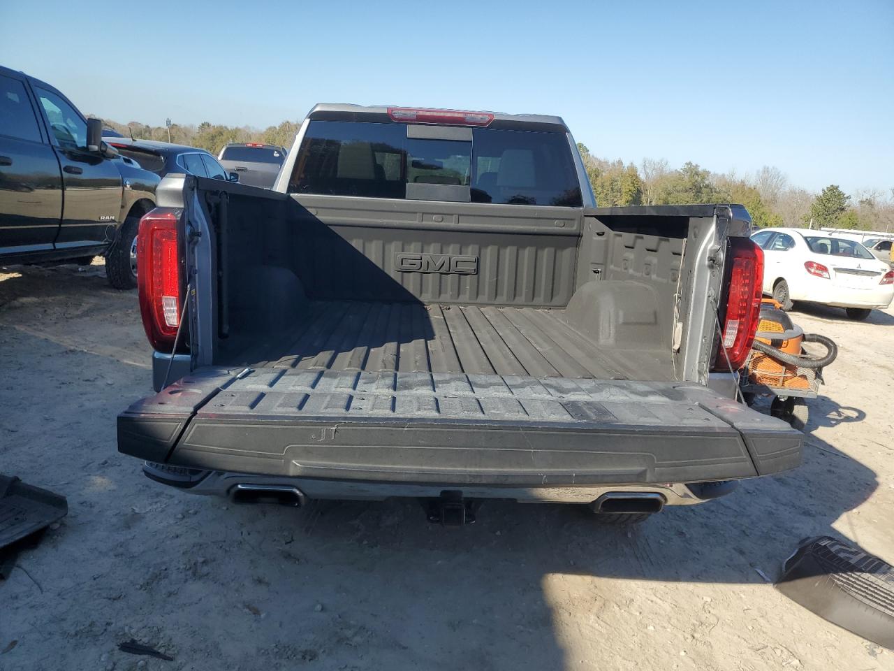 2021 GMC Sierra VIN 3GTU9DED7MG418633 Copart auction photo, front end damage thumbnail 6