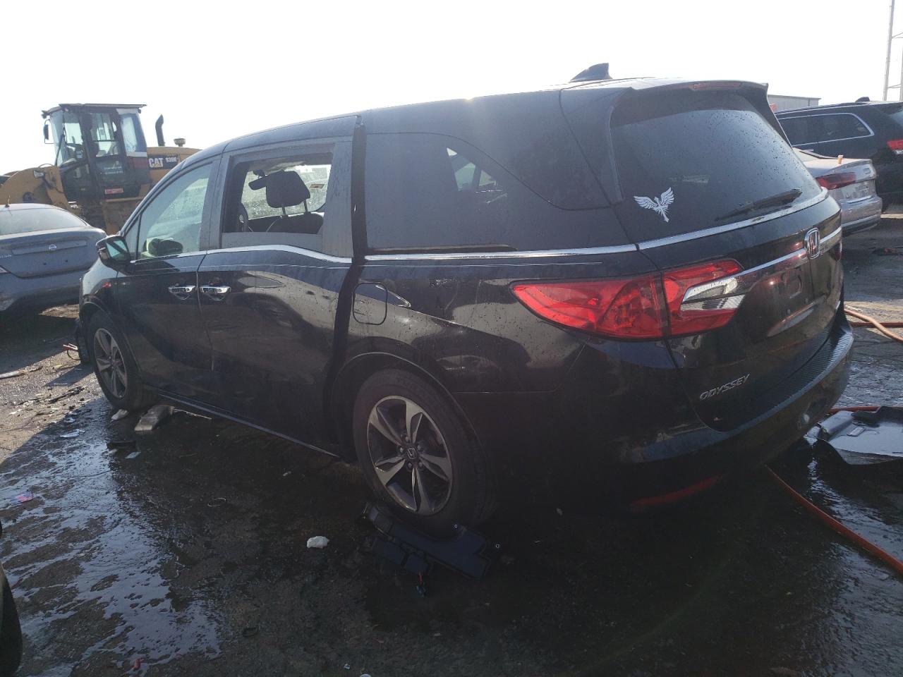 2018 Honda Odyssey VIN 5FNRL6H85JB016967 Copart auction photo, front end damage thumbnail 2