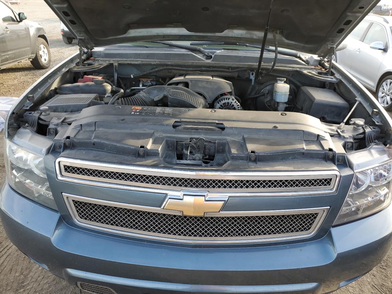 2011 Chevrolet Avalanche VIN 3GNMCFE05BG396839 Copart auction photo, side damage thumbnail 11