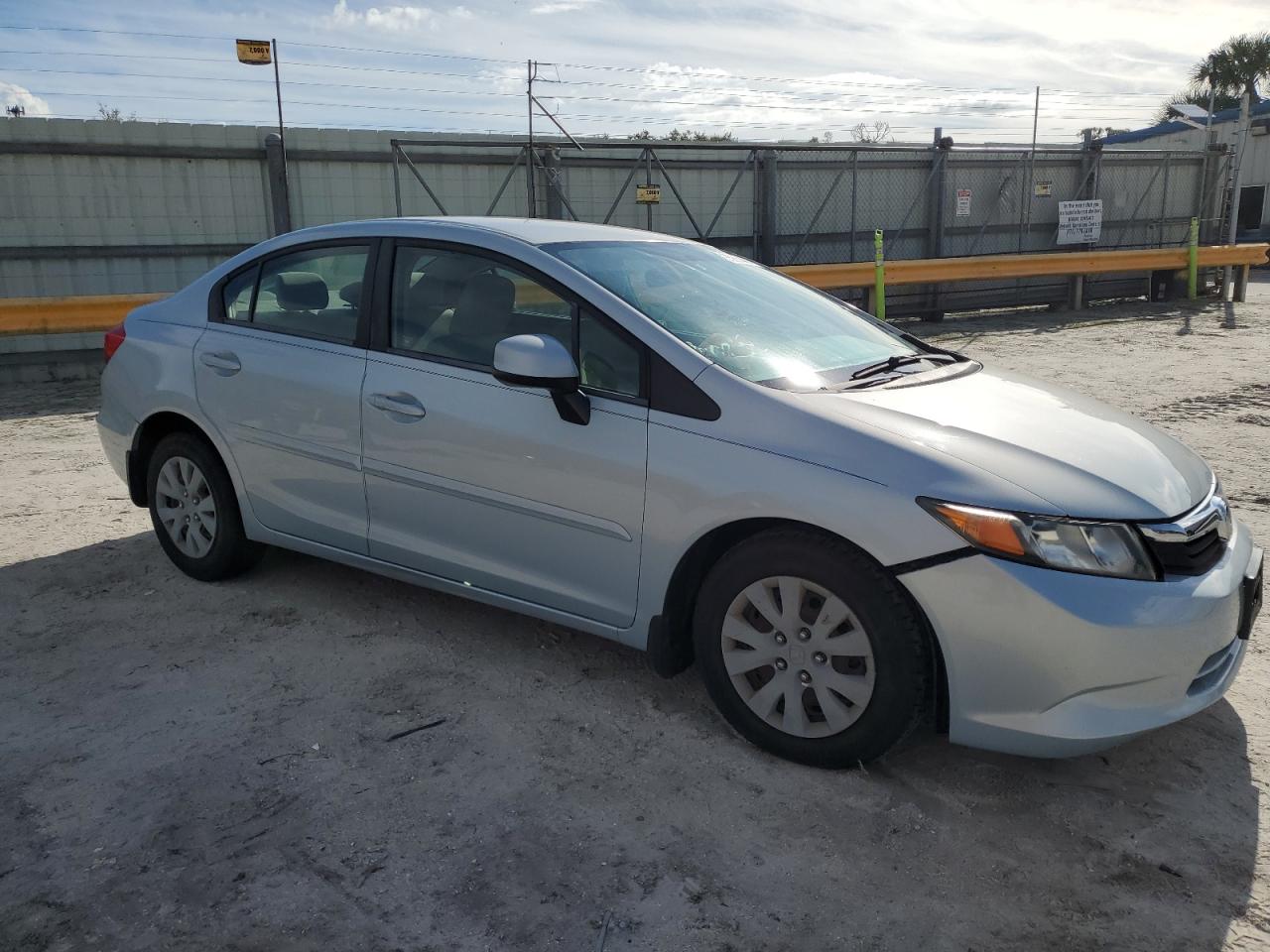 2012 Honda Civic VIN JHMFB2F55CS002112 Copart auction photo, front end / minor dent/scratches damage thumbnail 4