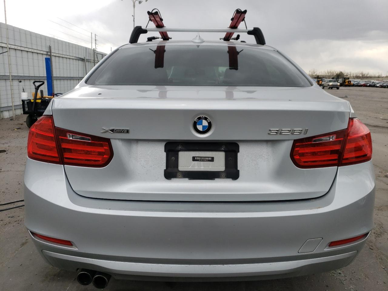 2014 BMW 3er VIN WBA3B3C55EJ983157 Copart auction photo, mechanical / hail damage thumbnail 6