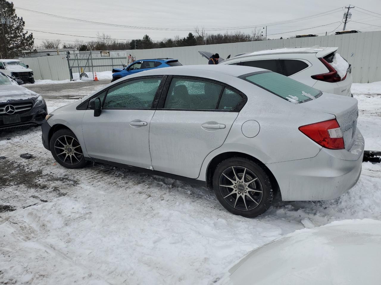 2012 Honda Civic VIN 2HGFB2E57CH528463 Copart auction photo, front end damage thumbnail 2