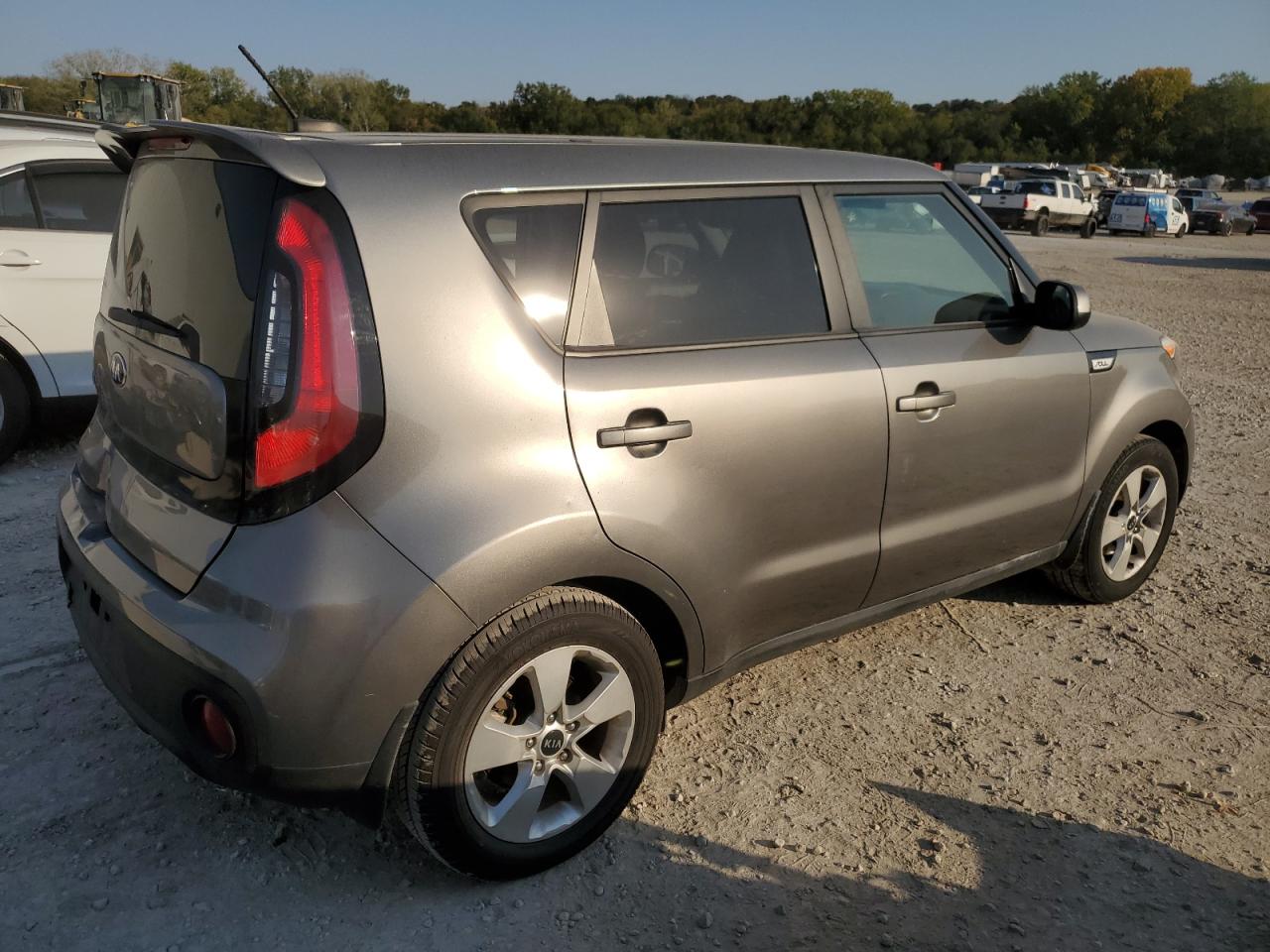 2018 KIA Soul VIN KNDJN2A28J7599837 Copart auction photo, rear end / minor dent/scratches damage thumbnail 3